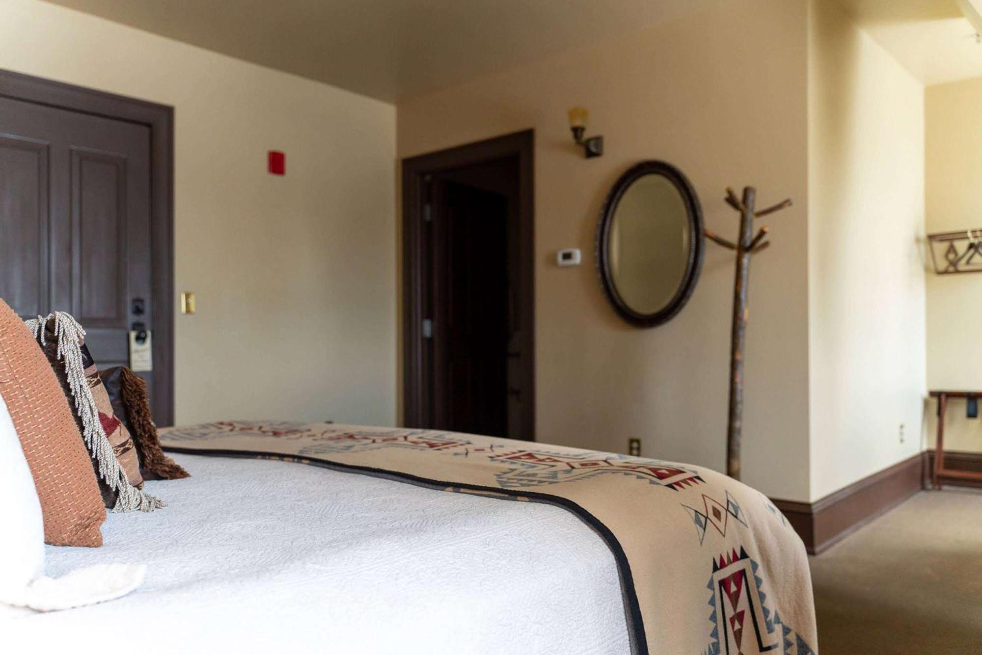 Sheridan Inn - Best Western Signature Collection ภายนอก รูปภาพ